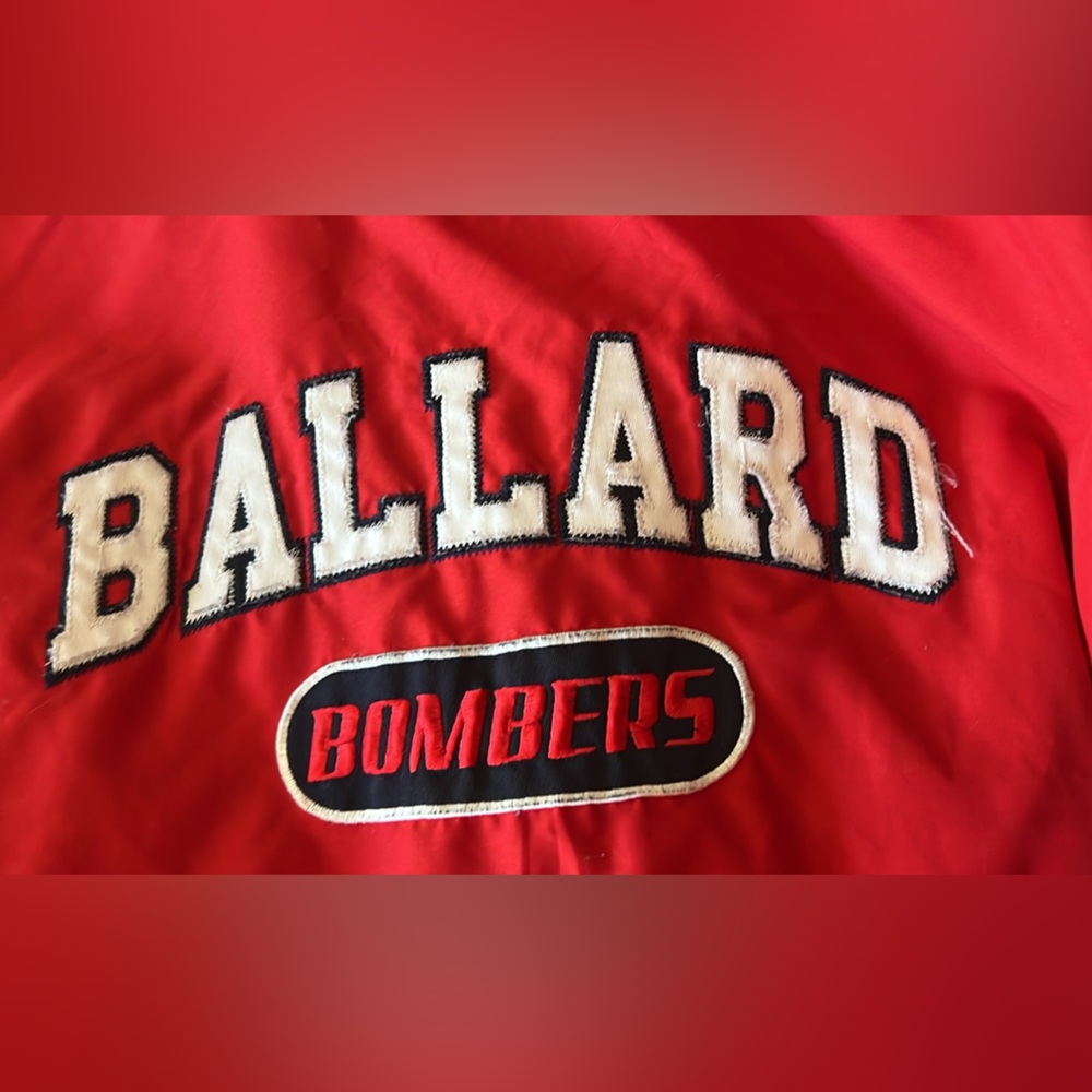 Ballard Red Windbreaker Pullover Jacket - image 3